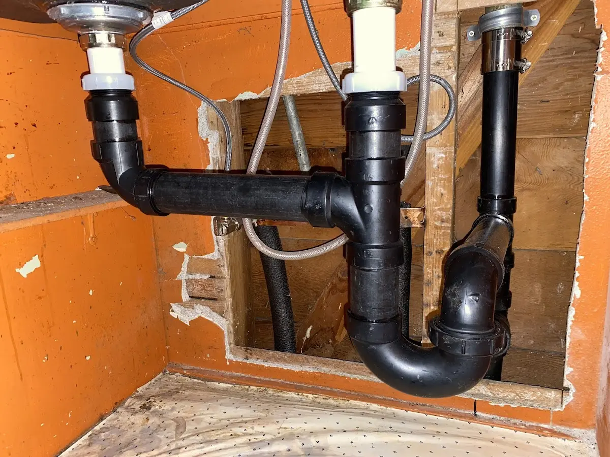Professional Pipe Bursting equipment and tools on the job in Shannon Hills